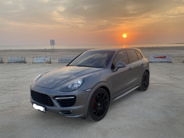 2013 Porsche Cayenne GTS