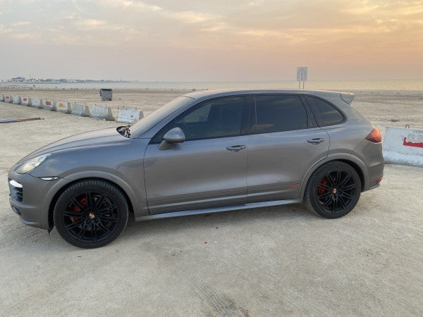 2013 Porsche Cayenne GTS