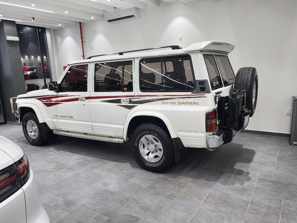 1997 Nissan Patrol Safari