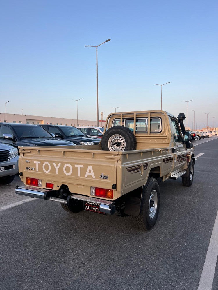 2024 Toyota Land Cruiser Pickup